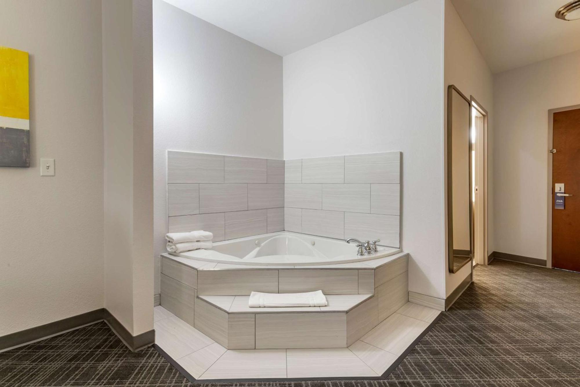 Comfort 3* Natchitoches
