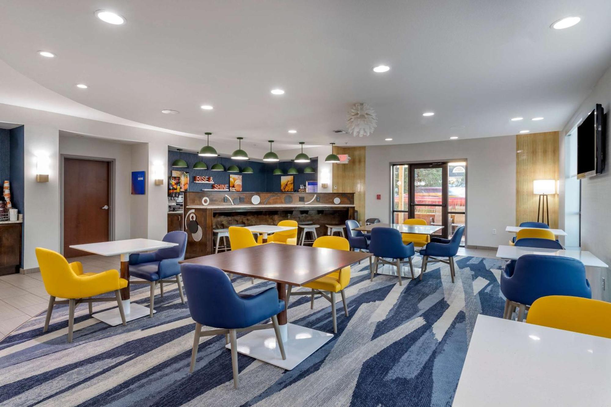 Comfort 3* Natchitoches